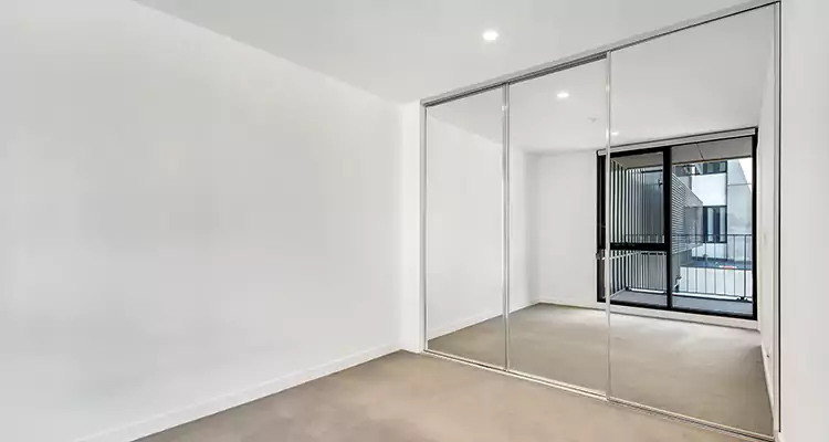 Why Homeowners Choose Us for Sliding Mirror Door Replacement in Richmond, CA