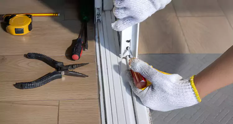 Closet Sliding Door Track Repair in Richmond, CA