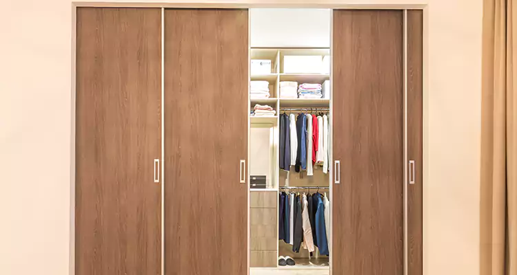 Sliding Closet Wardrobe Repairs in Richmond, CA